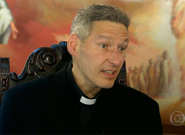 Padre Marcelo Rossi em entrevista ao "Fantástico"