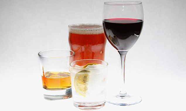 Cinco passos para reduzir o consumo de álcool nas festas de fim de ano