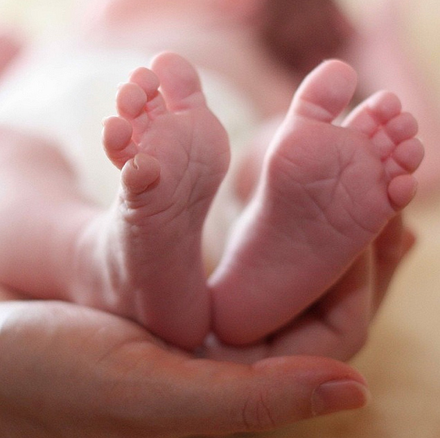Ps de beb recm-nascido; pais podero optar por cidade na certido de nascimento de beb