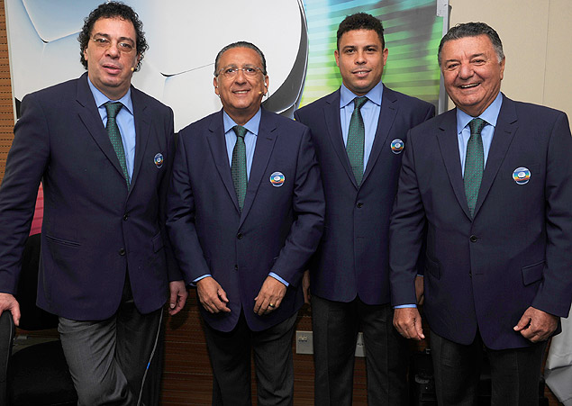 Casagrande, Galvão Bueno, Ronaldo e Arnaldo Cezar Coelho