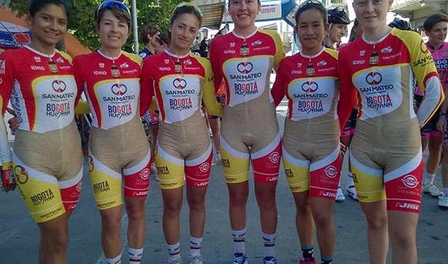 Uniforme de equipe de ciclismo causa controvérsia nas redes sociais