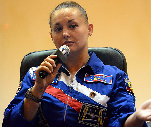 A cosmonauta russa Ielena Serova é a primeira a ser enviada à Estação Espacial Internacional