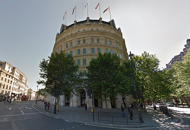 Vista no Google Maps da livraria Waterstones, em Londres