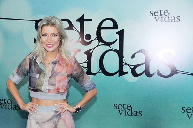 Luiza Possi na festa de "Sete vidas", nesta quinta-feira (26) no Rio