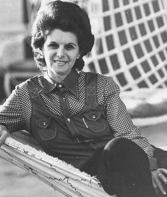 A autora de novelas Janete Clair em foto de 1977