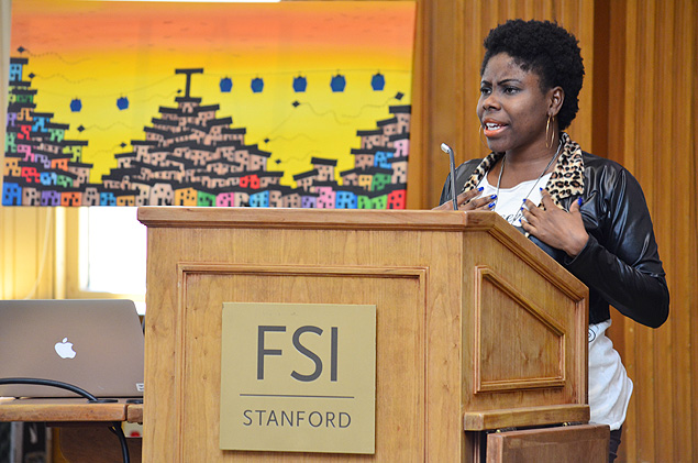 Elaine Rosa fez discurso na Universidade de Stanford, Califórnia 