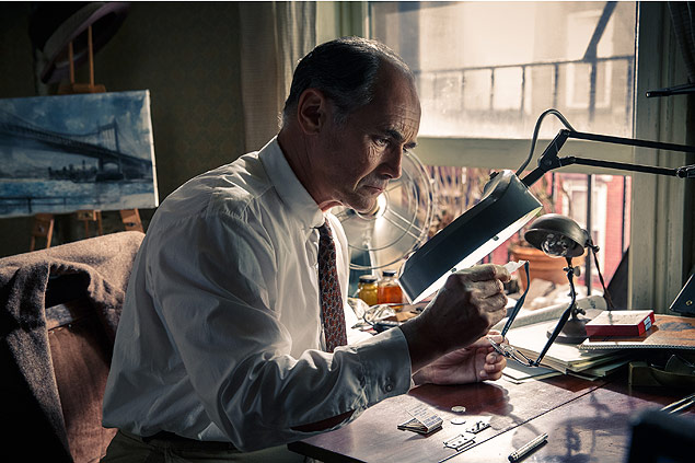 In this image released by Disney, Mark Rylance appears in a scene from "Bridge of Spies." Rylance was nominated for an Oscar for best supporting actor on Thursday, Jan. 14, 2016, for his role in the film. The 88th annual Academy Awards will take place on Sunday, Feb. 28, at the Dolby Theatre in Los Angeles. (Jaap Buitendijk/DreamWorks Pictures/Fox 2000 PIctures via AP) ORG XMIT: NYET405 - arteoscar2016