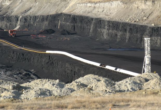 Superfície de mina de carvão em Gillette, Wyoming