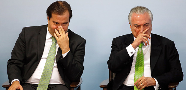 O presidente da Cmara dos Deputados, Rodrigo Maia, e o presidente Michel Temer em cerimnia em comemorao do Dia Mundial do Meio Ambiente, no Palcio do Planalto