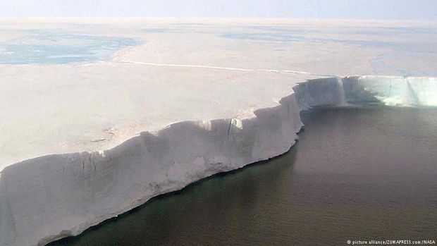 Plataformas de gelo Larsen estão se desintegrando há duas décadas