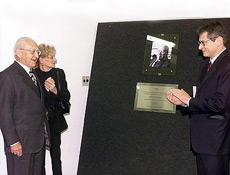 Octavio Frias ao lado da mulher, Dagmar, e do filho Otavio, em evento do Senac de So Paulo