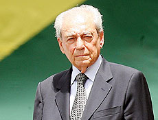 Presidente Lula indica que Waldir<br> Pires permanece na Defesa
