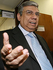 Candidato único, Garibaldi Alves é eleito presidente do Senado
