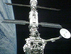 A Estao Espacial Internacional (ISS), onde Simonyi e os tripulantes tero um jantar de luxo