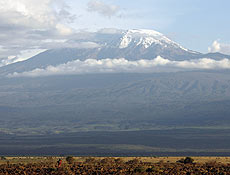 vista do monte Kilimanjaro, um dos patrimnios ameaados pelo aquecimento global