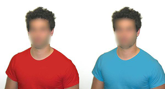 Homens com camisa vermelha são considerados mais atraentes para mulheres, segundo estudo multicultural (rostos foram borrados para preservar privacidade); motivo seria associação entre cor e status social