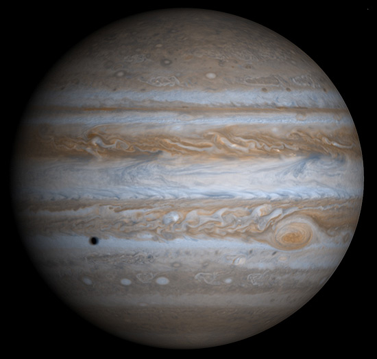 Júpiter, gigante gasoso e maior planeta do Sistema Solar, que deve ter engolido "super-Terra"