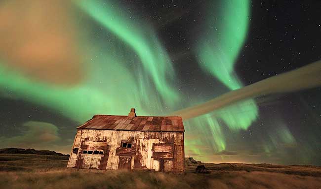 Aurora boreal fotografada pelo Orvar Thorgiersson