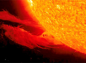Ano de 2011 será marcante para o clima no espaço; o Sol passará de fase de baixa atividade para outra de turbulência