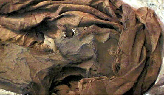 Princesa egípcia, que morreu devido a uma doença coronária, viveu entre 1580 d.C. e 1550 d.C.