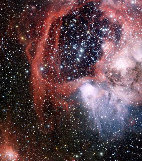 Regio fotografada pelo ESO se encontra na galxia-an Grande Nuvem de Magalhes, prxima da Via Lctea