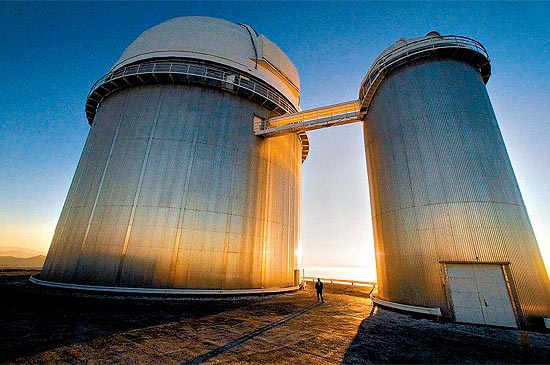 Telescópio em La Silla, localizado na região sul do deserto do Atacama, no Chile