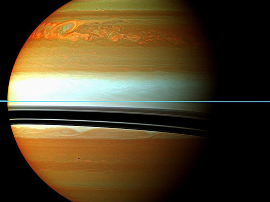 Foto da Nasa mostra sinais da tempestade ao norte de Saturno, que se expandiu e circulou o planeta