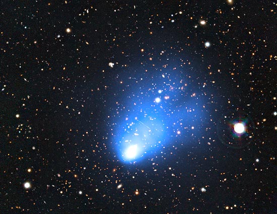 O "El Gordo", formado por dois subaglomerados de galáxias, foi encontrado por telescópio no Chile