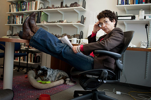 A cientista e historiadora Naomi Oreskes, em seu escritrio na Universidade Harvard 