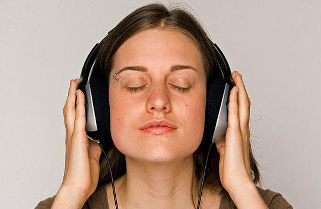 Terapia no corrige problemas de audio causados por msica alta ou outros rudos