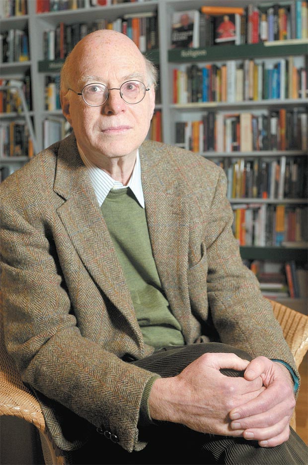 O sociólogo Richard Sennett na livraria LRB, em Londres 