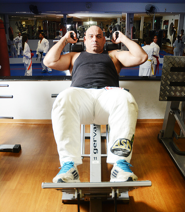 O lutador de jiu-jítsu Luiz Rossini: 140 kg e IMC de obeso mórbido