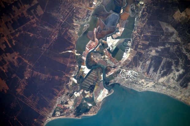Tweet de Thomas Pesquet mostrando costa brasileira da ISS