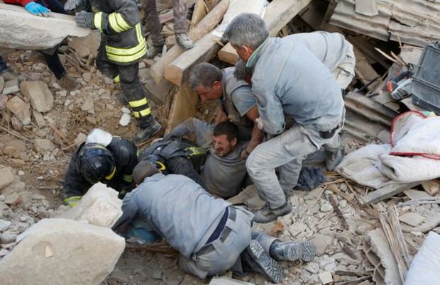 Em 2016, na Itlia, um terremoto de magnitude 6,2 aconteceu a 100 km a nordeste de Roma