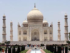 O mausolu Taj Mahal, na ndia