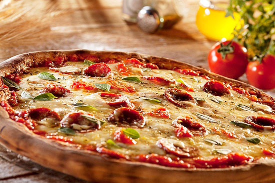 A Patroni Pizza oferecerá o sabor don Patroni --que leva manjericão e calabresa-- pela metade do preço