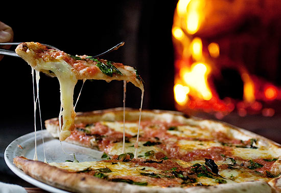 SAO PAULO, SP, BRASIL, 02-02-2012, 18h00: Pizza de marguerita, sem certificado, da pizzaria Speranza em Moema. (Foto: Leticia Moreira/ Folhapress, COMIDA) *** EXCLUSIVO FOLHA***