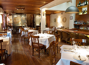 Salo do restaurante Pomodori, que fica no Itaim Bibi
