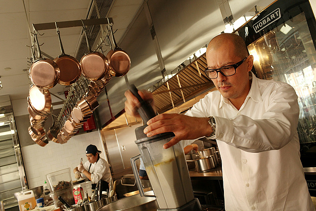 O chef Cesar Ramirez do Chef's Table at Brooklyn Fare
