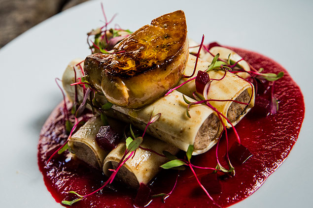 Canelone de pato com foie gras, do restaurante Cos