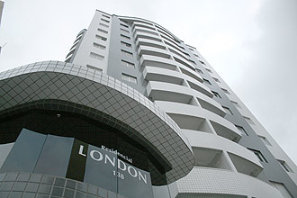 Fachada do edifício London, na zona norte de São Paulo; a menina Isabella Oliveira Nardoni, 5, morreu depois de cair do sexto andar