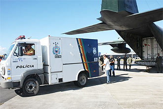 Corpos de seis vítimas do acidente com o voo 447 da Air France chegam a Recife nesta quarta-feira para identificação no IML