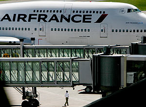 Avião da Air France fez pouso forçado em Recife (PE) após ameaça de bomba; alarme é falso, diz companhia