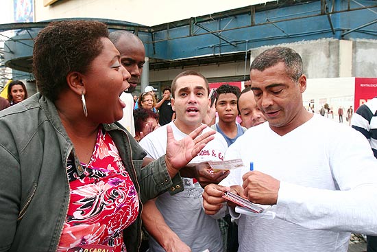 O ex-jogador de futebol Romário, durante campanha no Rio de Janeiro, em 2010.