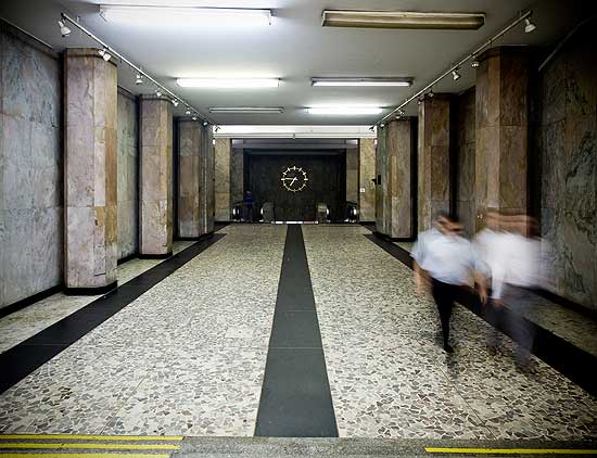 Galeria Preste Maia, localizado na praa do Patriarca (no Centro de Sao Paulo) segue em estado de abandono