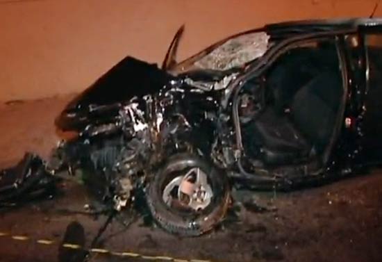 Carro de motorista que atropelou e matou duas mulheres na calada da marginal Pinheiros, em SP