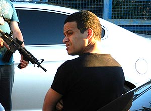 Alexander Mendes da Silva, o Polegar, ao ser preso no Paraguai