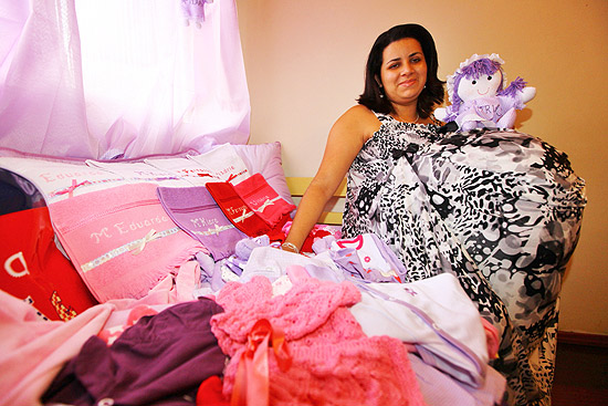 A pedagoga Maria Verônica Santos, 25, que dizia estar grávida de quadrigêmeas; veja mais fotos 