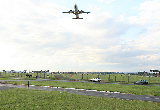 Avio decola do aeroporto Leite Lopes, em Ribeiro Preto, cuja internacionalizao  alvo de impasse