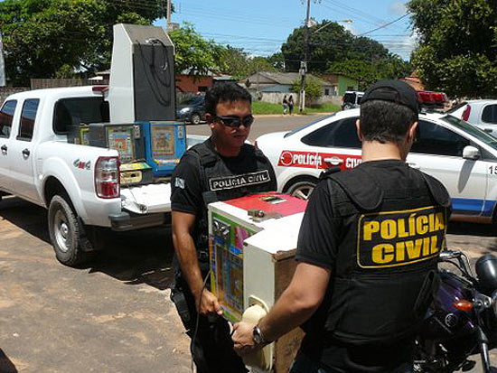 Polícia apreende 65 máquinas "caça-níqueis" em Santarém, no Pará